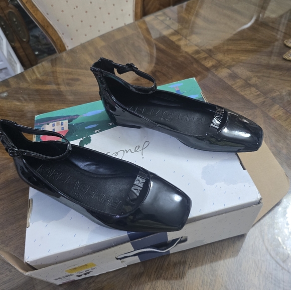 Karl Lagerfeld Glossy Black Flats - Picture 1 of 6